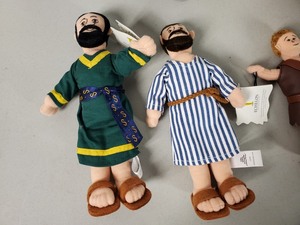 lot 94A image: Set of 6 New Bean Bag Bible Friends Dolls