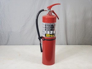lot 24 image: Ansul 10 lb Dry Chemical Fire Extinguisher
