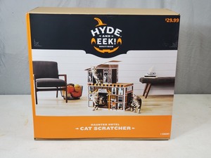 lot 35 image: New Haunted Hotel Cat Scratcher