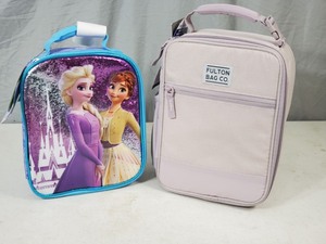 lot 40 image: 2 New Lunchboxes  Bags