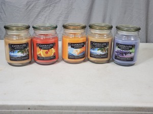 lot 43 image: 5 New CandleLite Candles