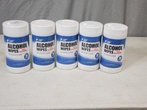 lot 45 image: 5 New Containers of Everyday Cleaning Wipes