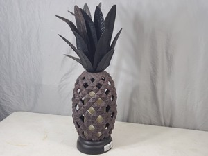 lot 51 image: Flameless Candle in Pineapple