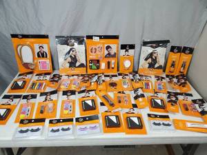 lot 111 image: Huge Lot of New Halloween Makeup, Wigs, Spray Blood, Eyelashes, and More