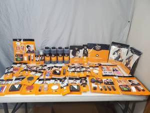 lot 117 image: New Halloween Items