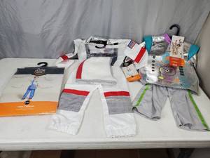 lot 118 image: 3 New 2-3T Costumes