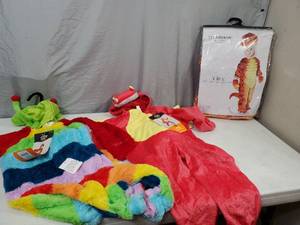 lot 145 image: 3 New 18-24 Months Costumes