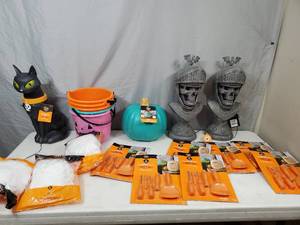 lot 151 image: Halloween Decor and More