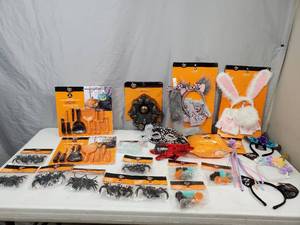 lot 154 image: Large Assortment of New Halloween Items