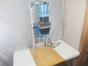 lot 8 image: Vintage Beseler Photo Enlarger