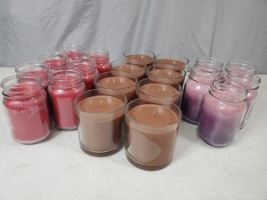 lot 99 image: 20 New Soy Blend Candles