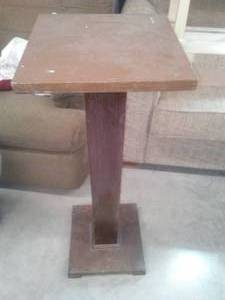 lot 13 image: Heavy duty plant stand
