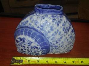 lot 22 image: Judy Harding Pottery- Helena MT.