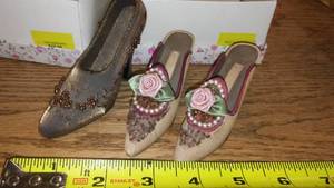 lot 104 image: Putting on the Ritz Miniature Shoes (3)
