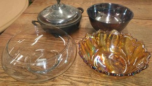 lot 134 image: Luminescent Bowl, Crisa and 2 silverplated.