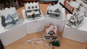 lot 162 image: Christmas Village Collection  Thomas Kinkade, Hawthorne Village, with lights & more.