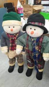 lot 170 image: Plush Snowmen Christmas Decorations