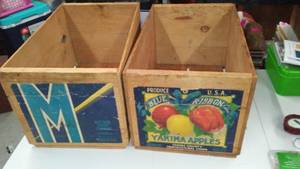 lot 172 image: Apple Crates (2) Yakima WA Matson and Blue Ribbon