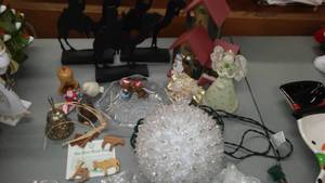 lot 209 image: Christmas Decorations.