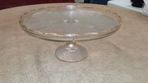 lot 598 image: Vintage Cake Stand