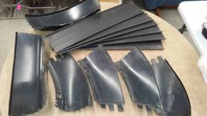 lot 613 image: Mattel Hot Wheels high bank track