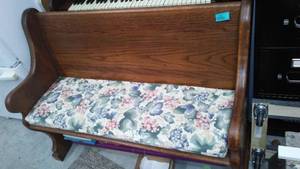 lot 620 image: Church pew