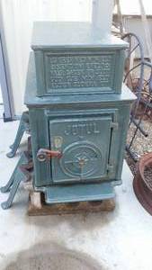 lot 215 image: Jotyl wood burning stove