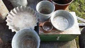 lot 228 image: (5) metal buckets.