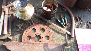 lot 229 image: Hay knife, gear, saw lamp and more.