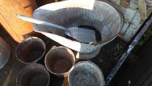 lot 237 image: Coal bucket, shovel and 3 more pails.