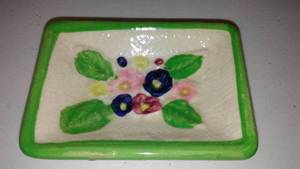 lot 277 image: Occupied Japan-porcelain pottery tray.