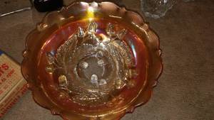 lot 624 image: Luminescent Bowl, Hitterdal Memorabilia and more.
