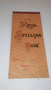 lot 789 image: Royal Spelling Book 1917