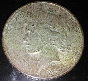 lot 116M image: 1922 one dollar coin