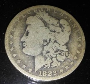 lot 116N image: 1882 one dollar coin