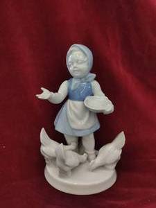Vintage Gerold Bavaria Porcelain Figurine Girl Feeding chickens