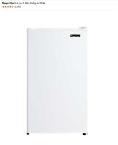 Magic Chef 4.4 cu. ft. Mini Fridge in White. See Pictures