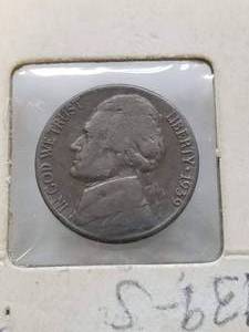 2 US NICKELS 1939-S & 1943-D (SILVER WWII)