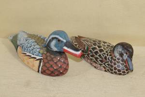 lot 30 image: 2 Wood Carved and Painted Duck Decoys