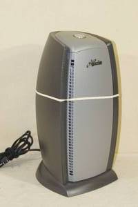 lot 58 image: Hunter Home Air Purifer
