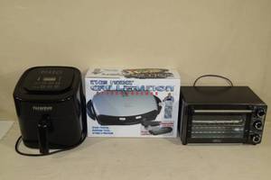 lot 57 image: Air Fryer, George Foreman Grill, Toaster Oven
