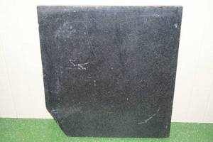 lot 49 image: Slab of Granite - 22 x 28 x 1.25