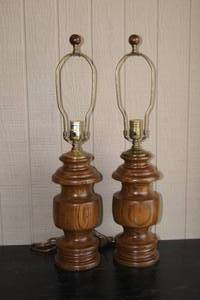 lot 93 image: Pair of Carved Wood Lamps