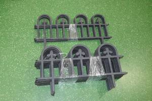 lot 105 image: Black Gothic Decorative Garden Liner