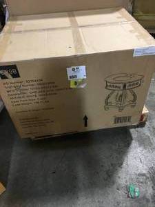 lot 29 image: Home Decorators Collection Chelsea 31 in. W Bath Vanity in Antique White with Marble Vanity Top in White and Pedestal Sink (good condition) review pictures
