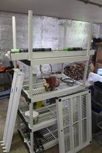 lot 423 image: Plastic Shelving Unit 5-tier