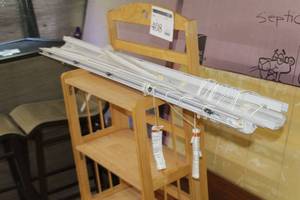 lot 432 image: Lot of (2) Window Blind Sets