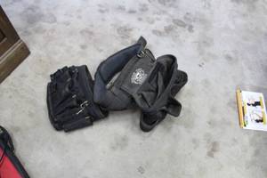 lot 469 image: Dead On Tools Tool Belt