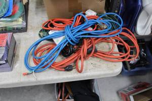 lot 478 image: Lot of (5) Extension Cords