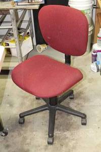 lot 523 image: Rolling Office Chair